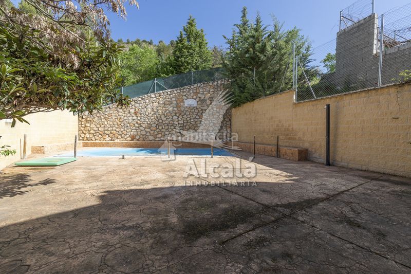 Foto 70418160-12a5-40ae-bb01-1b256e63dae5. Casa amb calefacció piscina a Hontoba