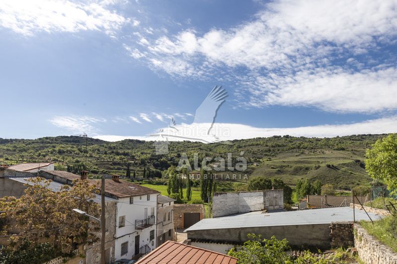 Foto 8a670899-cd0f-4130-bb42-080e9a3520a0. Casa amb calefacció piscina a Hontoba