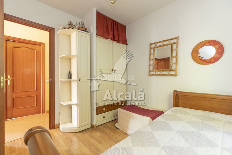 Foto f69cdb55-3ede-4224-bb99-8cf3aad6a575. Casa amb calefacció piscina a Hontoba