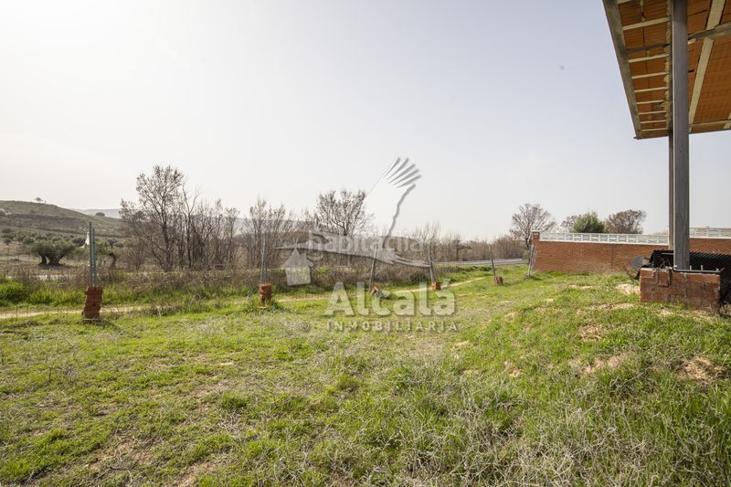 Foto 419fc348-94c0-4c0d-a97f-a277aec04d3c. Finca rústica a Villalbilla pueblo Villalbilla