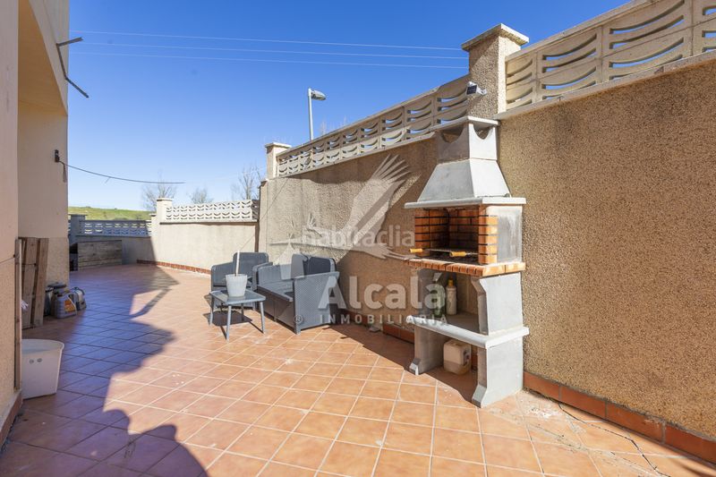 Foto 8afc178f-3cfb-4075-9d8c-accf6106da17. Casa aparellada amb calefacció aparcament a Galápagos