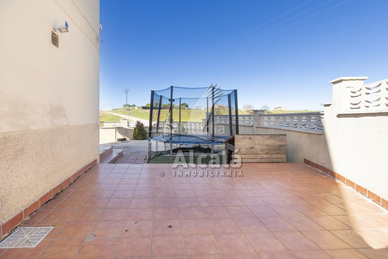 Foto b63fb3ac-43d1-4965-92d4-6acc70553fa4. Casa aparellada amb calefacció aparcament a Galápagos