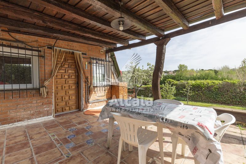 Foto 05dc75b3-a4c5-48a5-a6ce-dab390945923. Casa amb calefacció a Torrejón del Rey