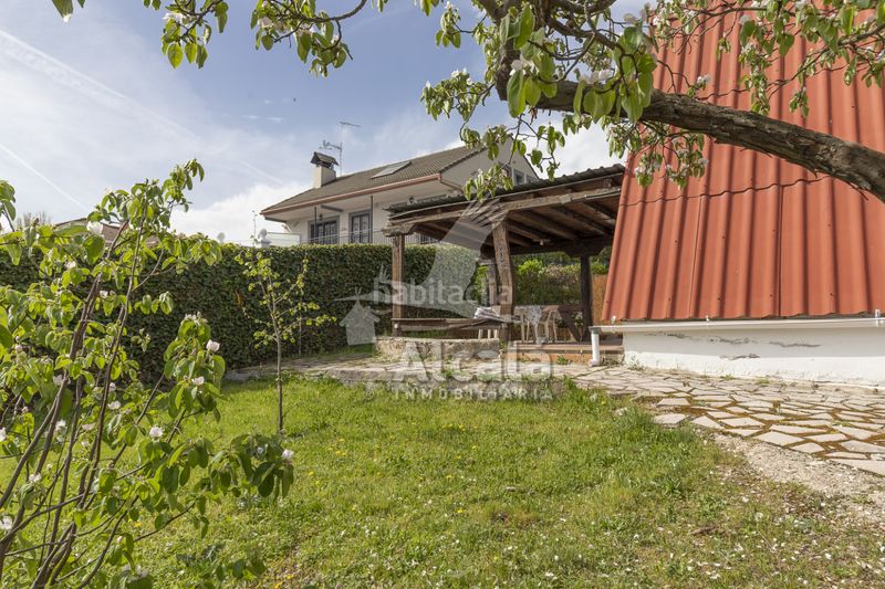 Foto 336500e2-6974-4793-aea0-7298b1087f58. Casa amb calefacció a Torrejón del Rey