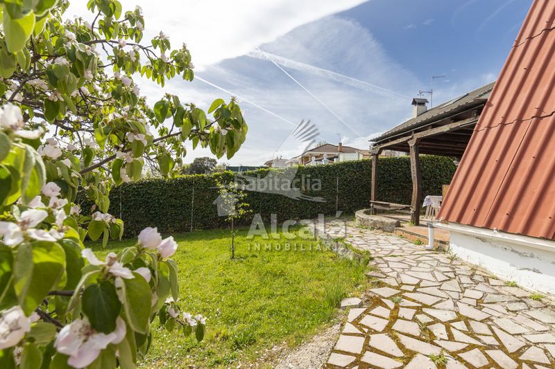 Foto 6e9c268d-7132-4836-a7fe-70eee045751e. Casa amb calefacció a Torrejón del Rey