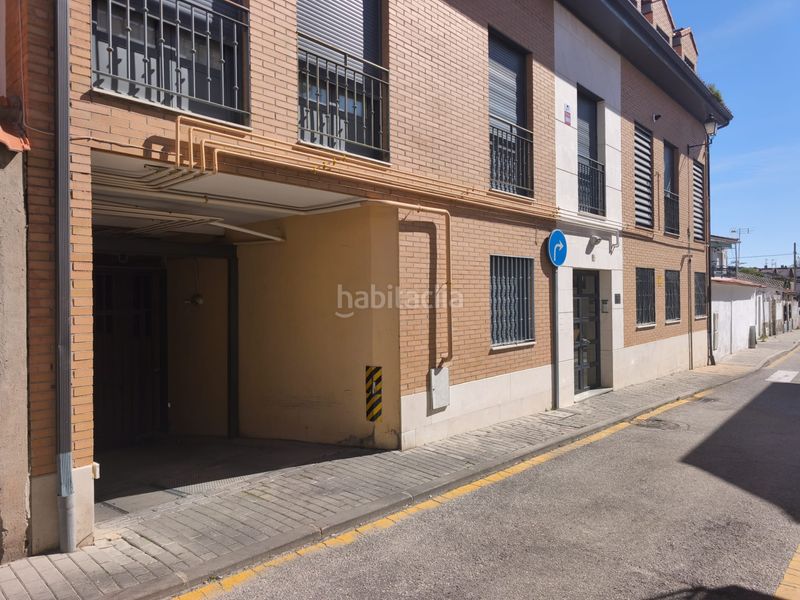 Foto 055fd1b4-3be0-4a62-9e74-7537ccbe25f2. Aparcament cotxe a Camarma de Esteruelas