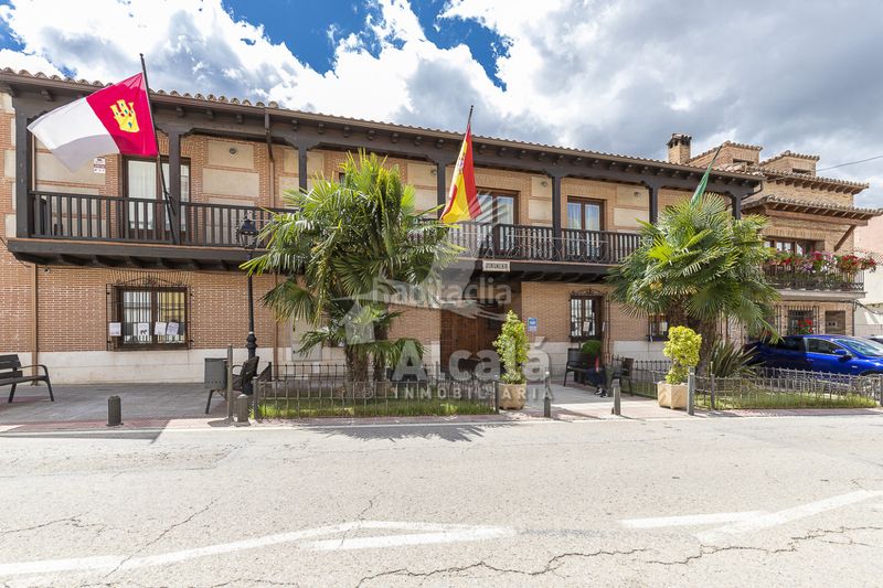 Foto 3c2e940b-9ca4-4f07-8abf-e737f4db2457. Pis amb calefacció aparcament a Chiloeches