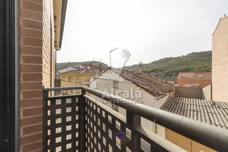 Foto 3ed5b614-93b6-4b70-ad09-e800654a37d1. Pis amb calefacció aparcament a Chiloeches