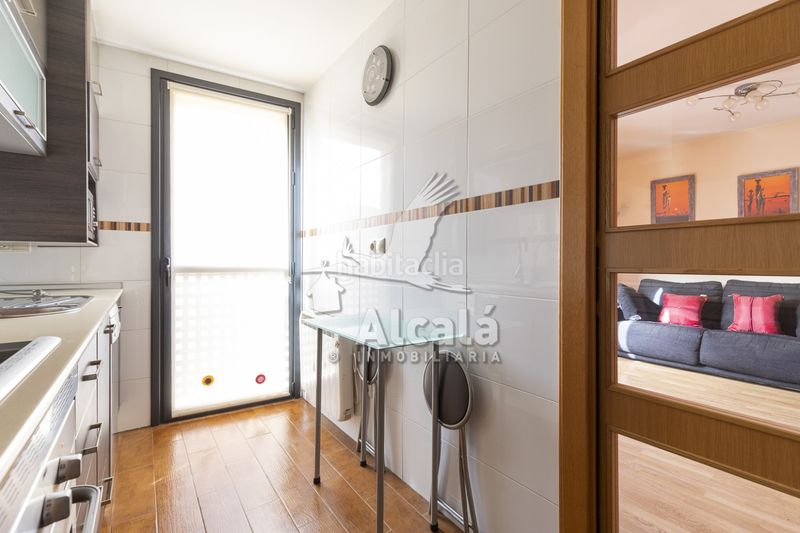 Foto 799e1d30-7804-418a-b987-3bcd5a9ddb20. Pis amb calefacció aparcament a Chiloeches