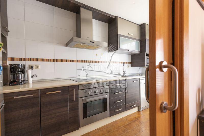 Foto 8773ec21-d9b4-45e1-8ed0-16c4cc0b9469. Pis amb calefacció aparcament a Chiloeches