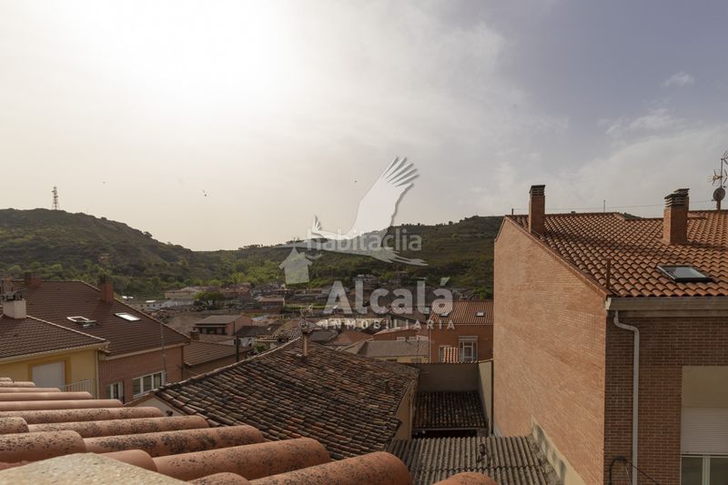 Foto ef5afc51-71fe-44a0-b83b-f587bbcad940. Pis amb calefacció aparcament a Chiloeches