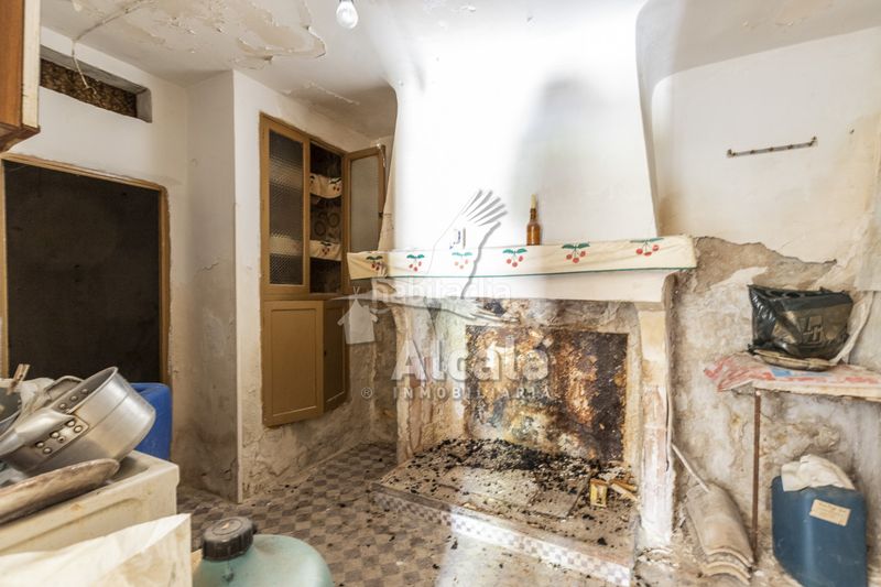 Foto 19ea9e1b-95b4-43d3-87f5-ada46a26e276. Casa a Utande