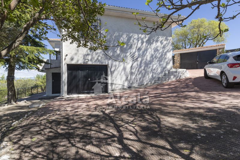 Foto 4a544758-92f3-4592-91e0-2946d81d2772. Casa amb calefacció aparcament a Trijueque