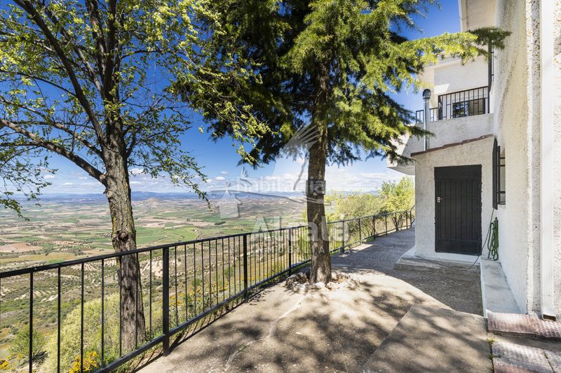 Foto e4892260-470d-435d-bd86-ee47d210ed66. Casa amb calefacció aparcament a Trijueque