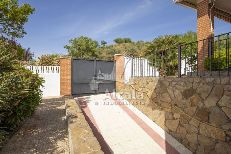 Foto 01ce1b34-bce1-423d-9b3d-cad48b9ff42b. Casa amb calefacció aparcament a Santorcaz