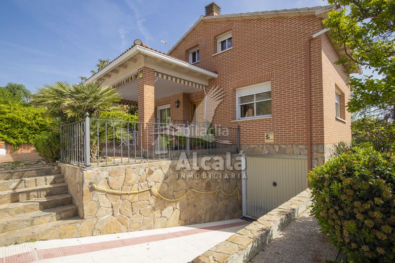 Foto 11844428-da6d-4798-a1d4-9a3172281252. Casa amb calefacció aparcament a Santorcaz