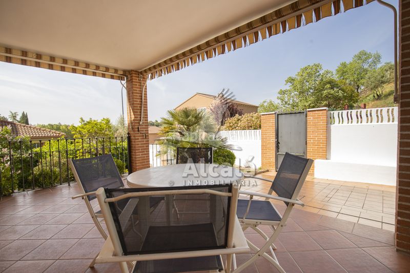 Foto 120a00c8-a24f-4316-80ba-727e003f105e. Casa amb calefacció aparcament a Santorcaz