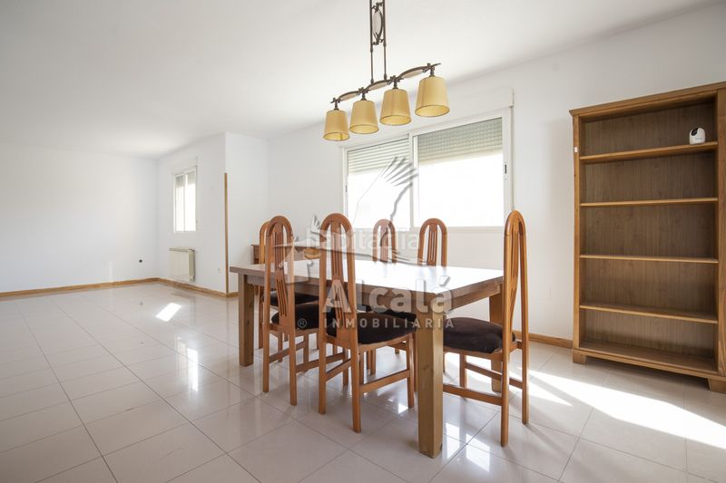 Foto 125e99d0-0721-4b12-a478-729854e38d27. Casa amb calefacció aparcament a Santorcaz