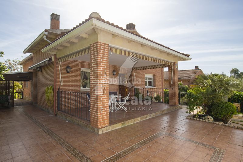 Foto 148a9eb2-6159-4860-a9e1-4ce27c265499. Casa amb calefacció aparcament a Santorcaz