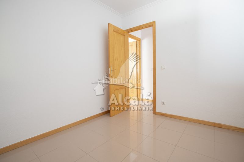 Foto 2cba0cbb-cc8e-4f05-bd58-9eb2438bd6d4. Casa amb calefacció aparcament a Santorcaz