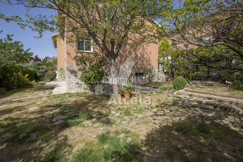 Foto 2f6ebb02-a76c-404c-8100-a4392214d23e. Casa amb calefacció aparcament a Santorcaz