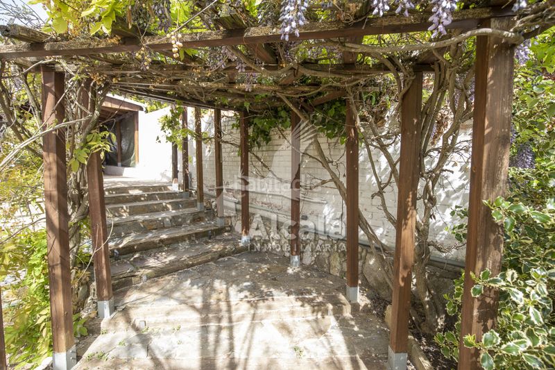 Foto 2fe4411f-33f1-48f0-bf2f-20037d42c94c. Casa amb calefacció aparcament a Santorcaz