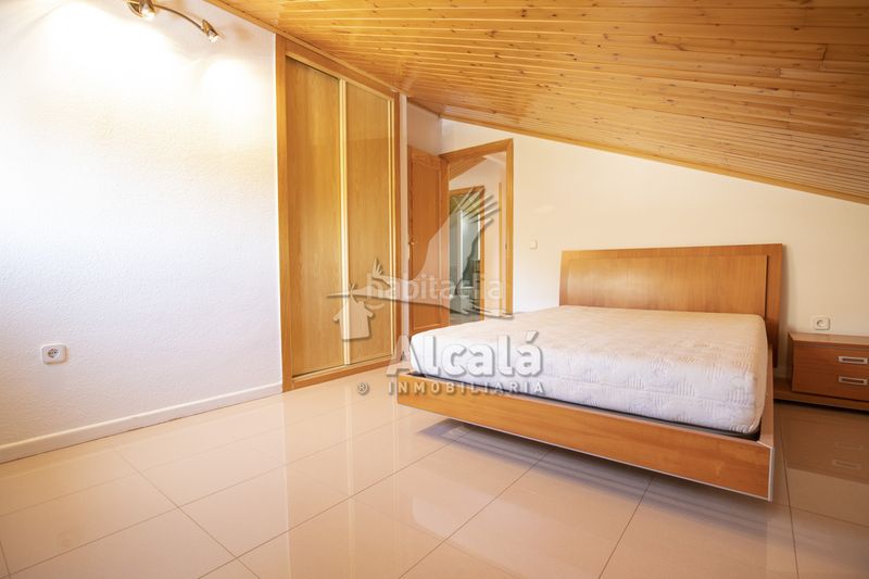 Foto 58e5fe65-c924-46c8-b3e5-590a3d5c8e23. Casa amb calefacció aparcament a Santorcaz