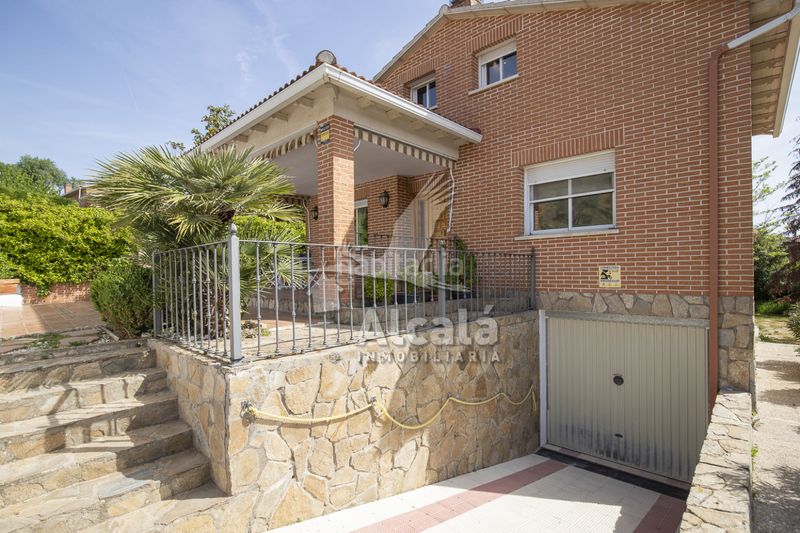 Foto 619f21af-7ac5-4b28-8d7f-78053001586a. Casa amb calefacció aparcament a Santorcaz