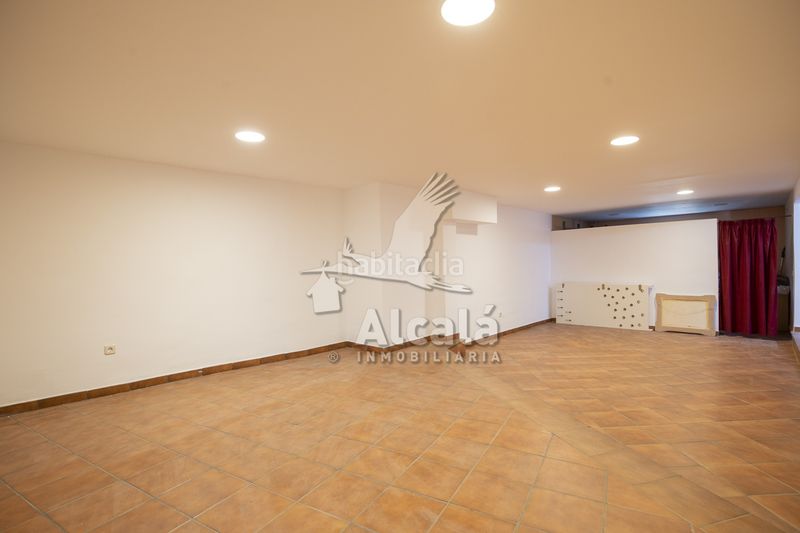 Foto 71d46cab-f858-41cd-afab-c3f3d0250bf7. Casa amb calefacció aparcament a Santorcaz