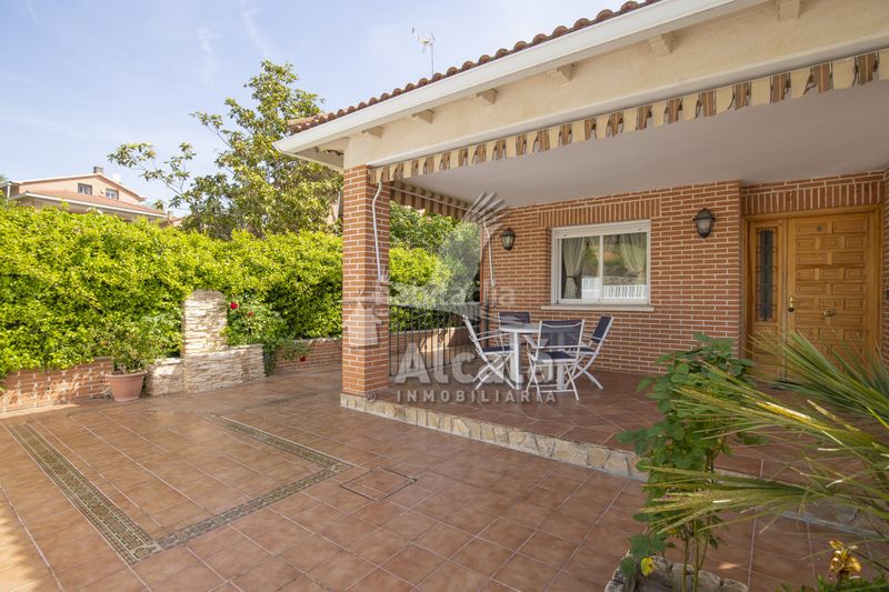 Foto 994d5700-7c19-46bf-84b3-5121ec18adf1. Casa amb calefacció aparcament a Santorcaz