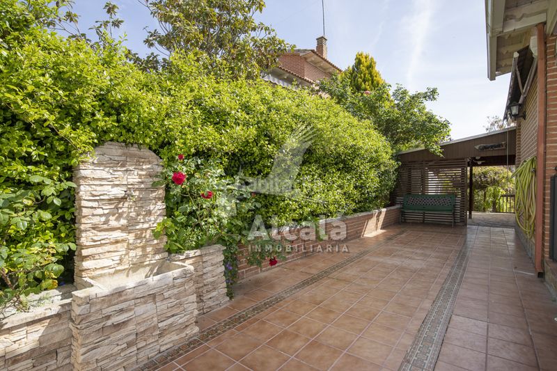 Foto c8ad7283-250d-4572-ab73-54a085ce5a56. Casa amb calefacció aparcament a Santorcaz