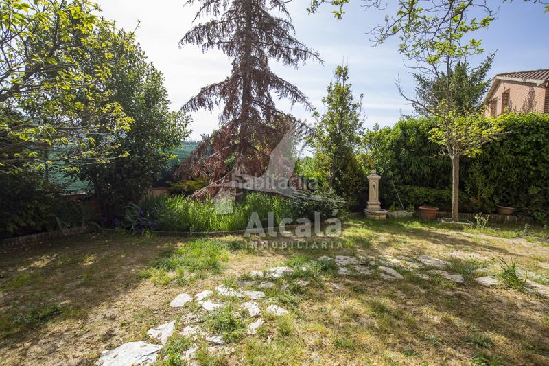 Foto e763e6d4-fdc4-4f22-aacd-fc7f76c796f0. Casa amb calefacció aparcament a Santorcaz