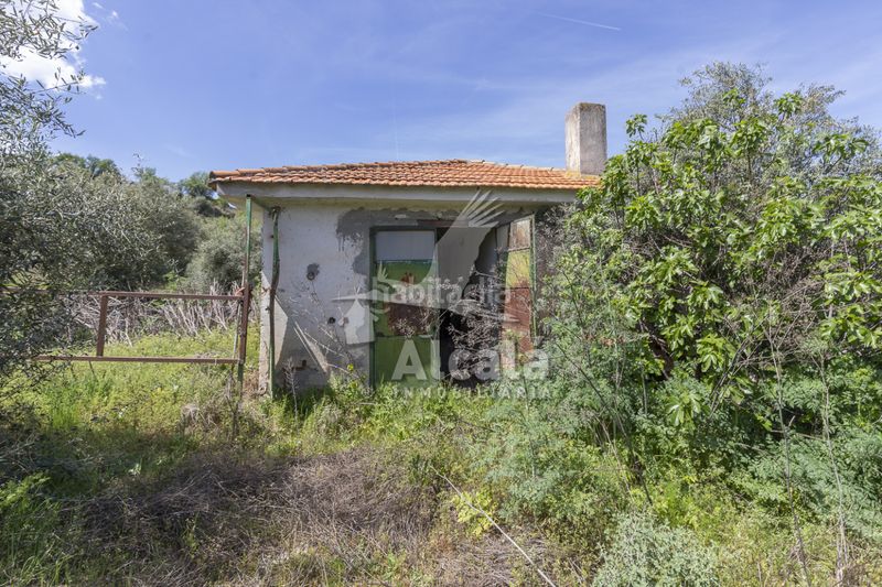 Foto 072440a0-f69d-4775-9a66-7781c46d4c20. Casa amb calefacció aparcament piscina a Valverde de Alcalá