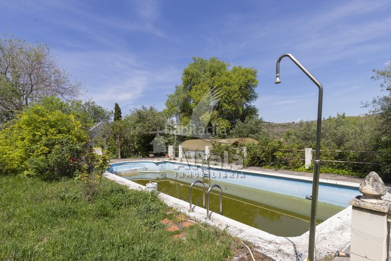 Foto 2d20a4d1-81d9-4b54-91b1-c56a40e16572. Casa amb calefacció aparcament piscina a Valverde de Alcalá
