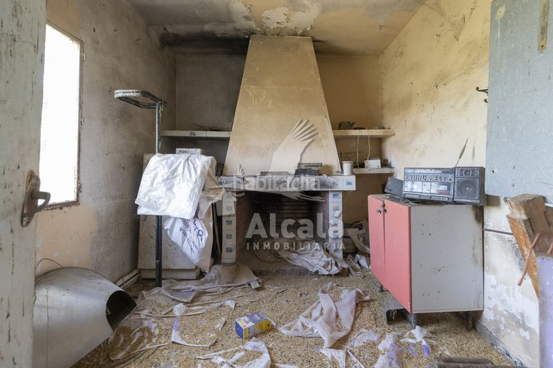 Foto b3549bbd-69c9-4deb-94b4-005e56237ca9. Casa amb calefacció aparcament piscina a Valverde de Alcalá