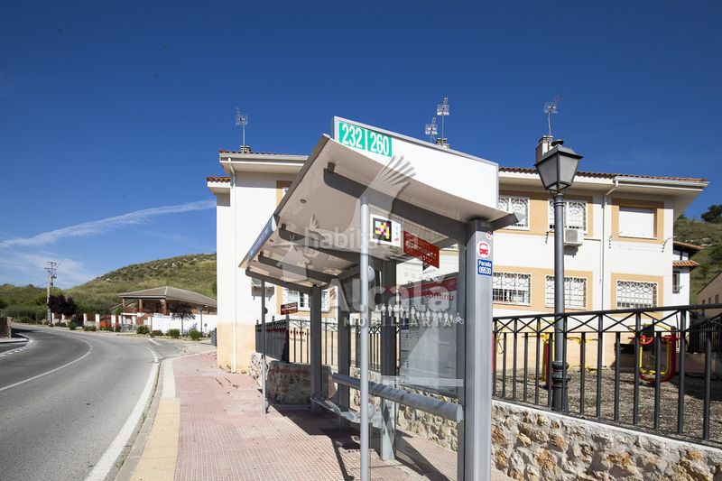 Foto c5a89239-ac7b-44e0-bf18-6860a77c0250. Casa amb calefacció aparcament piscina a Valverde de Alcalá
