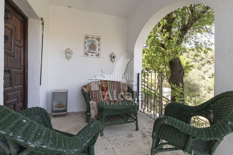 Foto c8e4a58c-f691-40b5-9680-52dd2d392d48. Casa amb calefacció aparcament piscina a Valverde de Alcalá