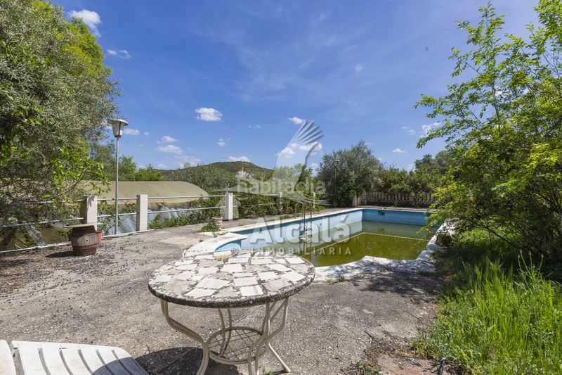 Foto dbef123d-3713-4aa2-9a1c-ffbd1d7b768c. Casa amb calefacció aparcament piscina a Valverde de Alcalá