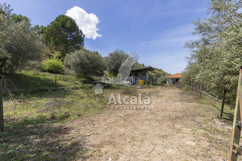 Foto eb4c531d-f364-4264-b471-d223e0dbcd5b. Casa amb calefacció aparcament piscina a Valverde de Alcalá