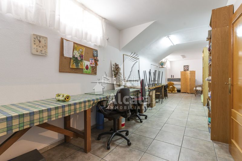 Foto d7a70ed4-ec4c-45bc-ad31-cbc7b028b807. Casa adossada amb calefacció aparcament a Torrijos