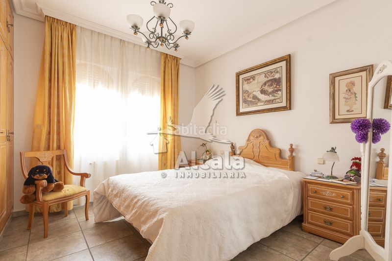 Foto e265fbb9-276a-43e2-bef5-f031fd60d91e. Casa adossada amb calefacció aparcament a Torrijos