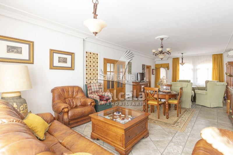 Foto f9e8985d-1763-44c2-bfae-29d9711fc0ee. Casa adossada amb calefacció aparcament a Torrijos