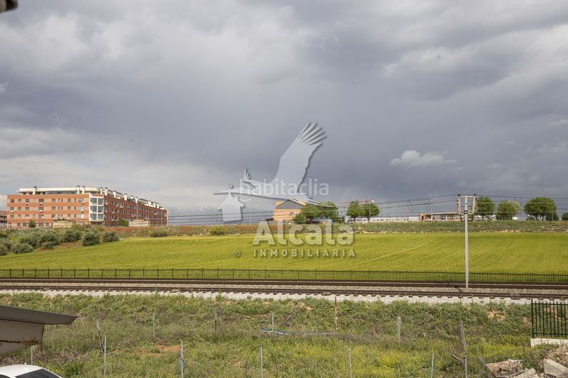 Foto 08057f28-2439-4474-acda-18eb9408a69d. Nau industrial a Alovera