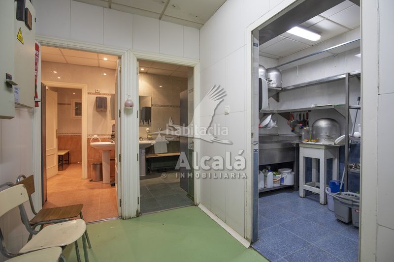 Foto a234e816-4f31-49cd-86be-d65d6e17a9d5. Nau industrial a Alovera