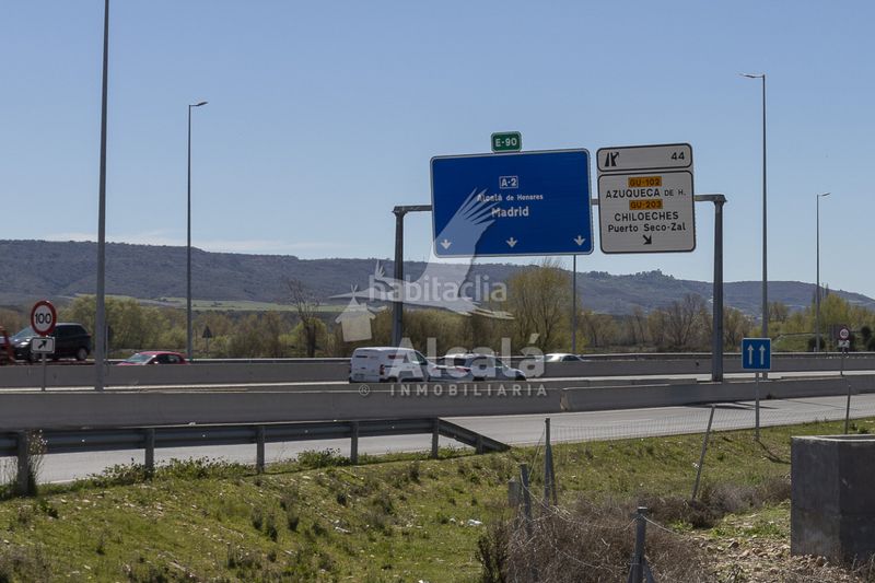 Foto b4aa2de8-5694-4c4f-b945-03b25ef00f7d. Nau industrial a Alovera