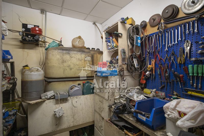 Foto c400bc49-1ae1-44e7-bc23-b9ff41636914. Nau industrial a Alovera