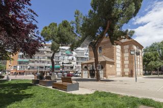 Flat in Huerta de la Reina - Trassierra. Piso a 5min de la plaza cervantes, para entrar a vivir