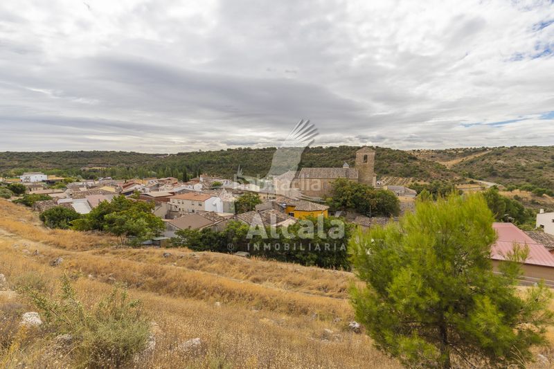 Foto 568bd3d0-92db-45c6-aaef-cc04c5534758. Finca rústica a Hueva