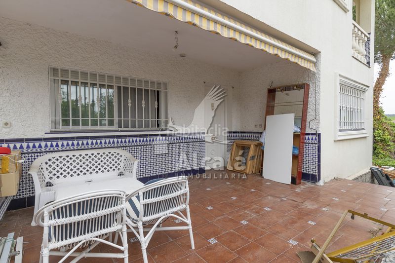 Foto 375823bd-fee5-4171-9b47-3983d02cc950. Casa amb calefacció aparcament piscina a Galápagos
