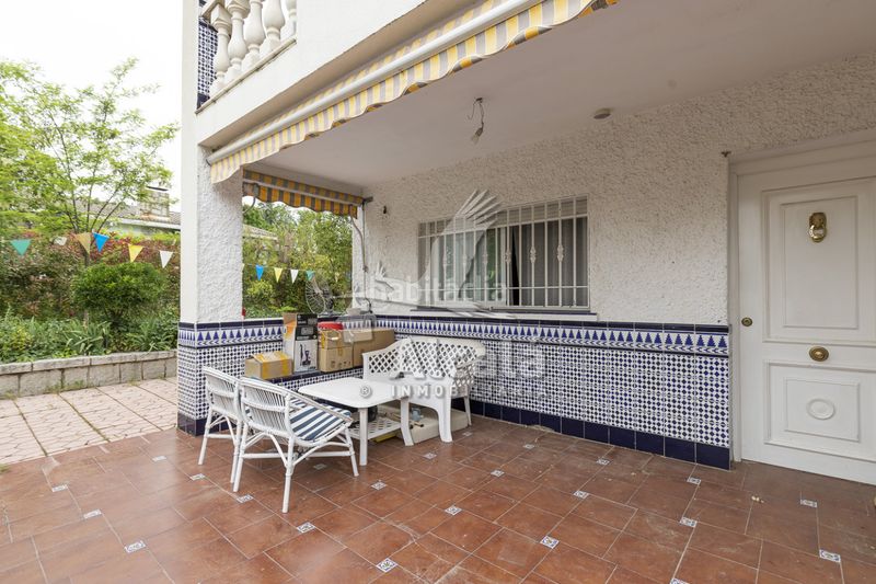 Foto c7b3715f-18c2-4702-a001-494a4131c35e. Casa amb calefacció aparcament piscina a Galápagos
